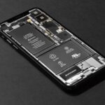 what damages phone battery